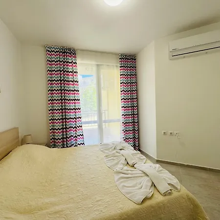 Horizon 10 'б' Apartment *